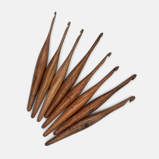 Hæklenål i Acacietræ