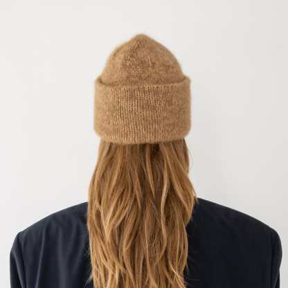 GAIA - Soft Haze Hat Opskrift (PDF, Dansk) - Gaia Garn - Strikkeopskrift